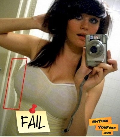 Jžš ten trám..!! :D Škoda že neni bloncka ;DD *Minie♥*